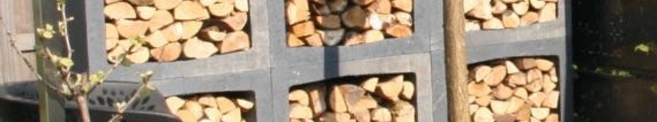 Kleine houtopslag Kleine houtopslag